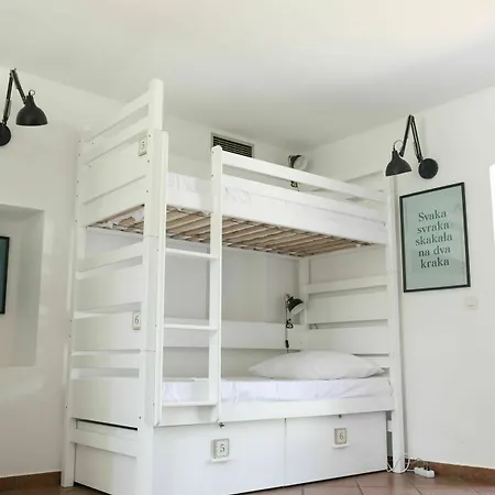 Ciri Biri Bela - Adults Only Szálloda 2*